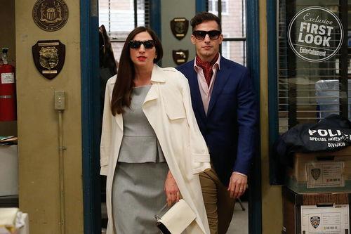 神烦警探 第六季,新挑战下的智慧对决 第2张 神烦警探 第六季,新挑战下的智慧对决 第2张